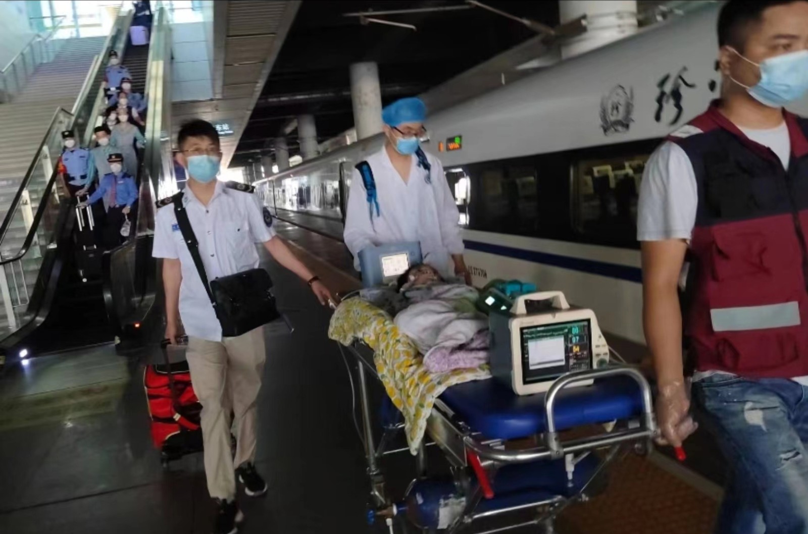 贡嘎县高铁转运公司